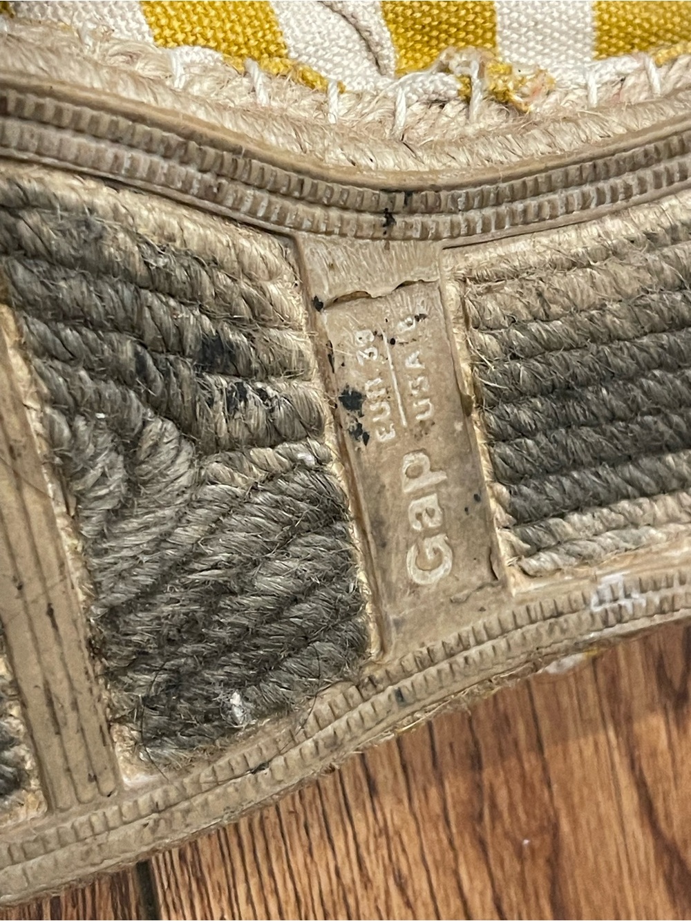 GAP 2 Espadrilles woman’s size 8- Yellow/orange Stripe & Black Polka Dot - Picture 13 of 14